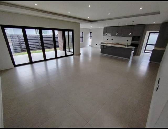 3 BEDROOM TOWNHOUSE FOR SALE IN IZINGA